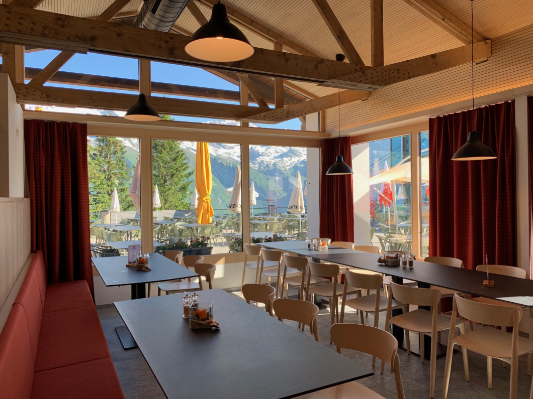 Geniessen im Restaurant BrunniBahnen Die Sonnenseite von Engelberg